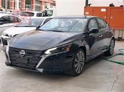 نيسان ألتيما